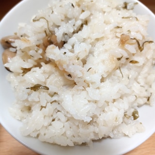 刻み昆布と大豆の炊き込みご飯